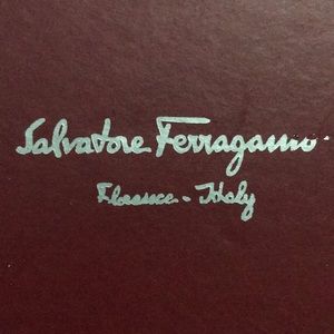 Meet your Posher, Javier